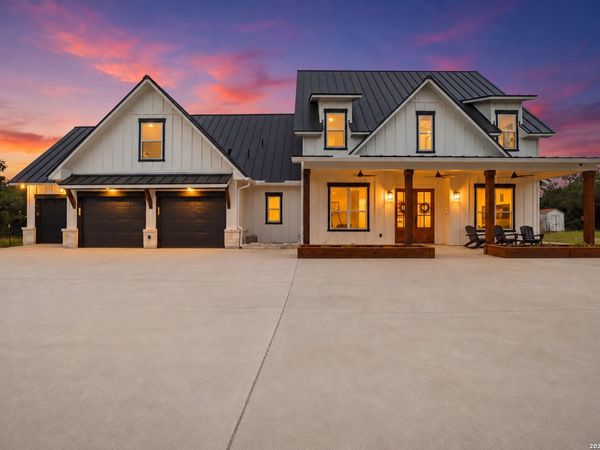 120 County Road 3828, San Antonio, TX 78253
