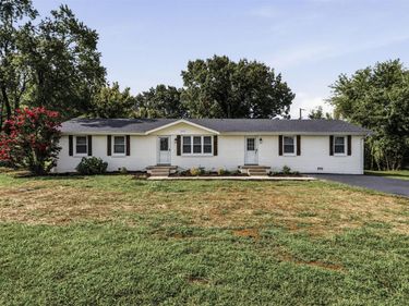 2229 Penns Chapel Road, Bowling Green, KY 42101