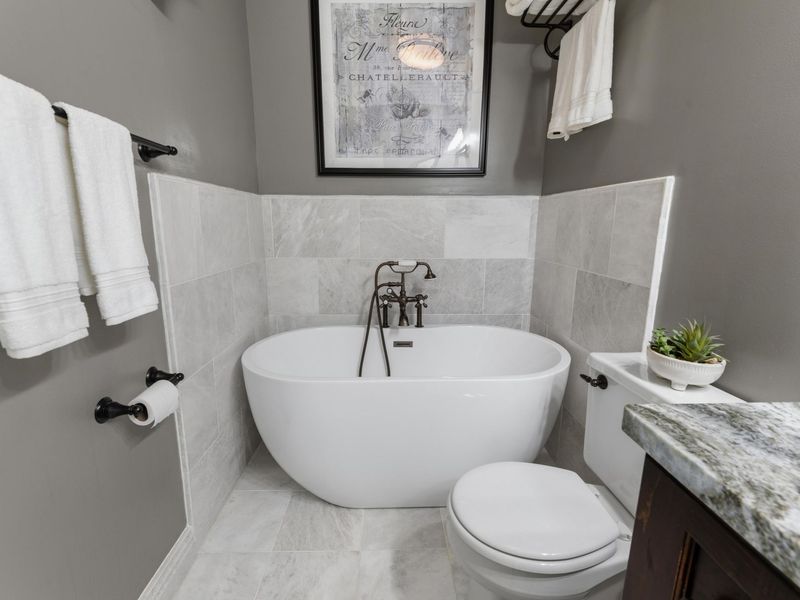 8043 Schoolside Drive, Westerville, OH 43081 Photo 24