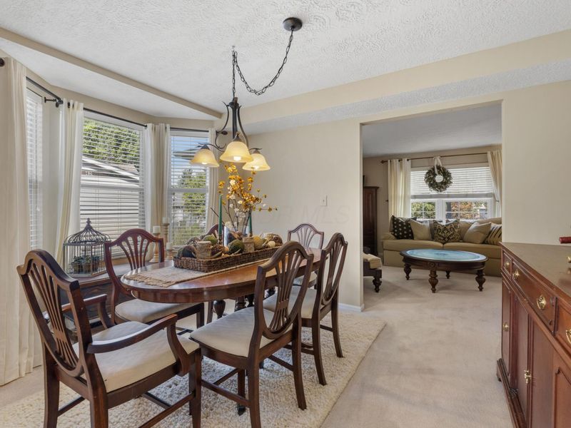 8043 Schoolside Drive, Westerville, OH 43081 Photo 7