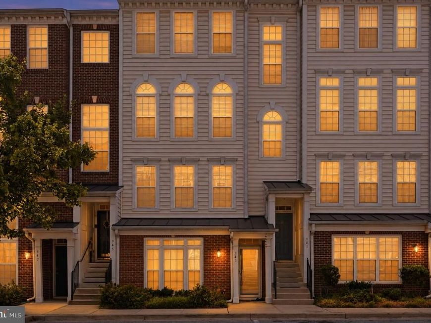 941 Pine Forest Lane, Unit 1910, Upper Marlboro, MD 20774 Main Photo