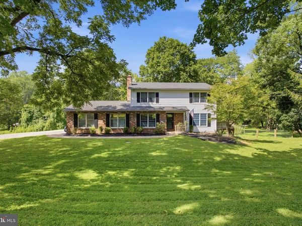 401 FAIRVILLE ROAD , CHADDS FORD, PA 19317