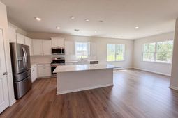 232 Shadowbrook Way photo 4