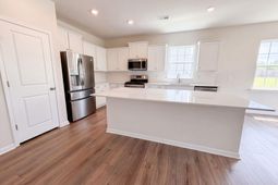232 Shadowbrook Way photo 4