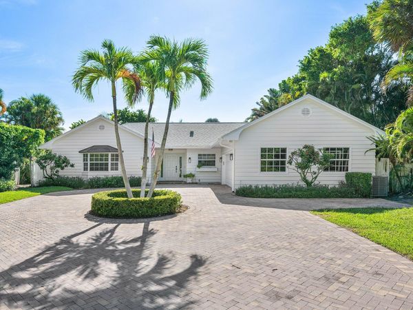 5555 N Ocean Boulevard, Ocean Ridge, FL 33435