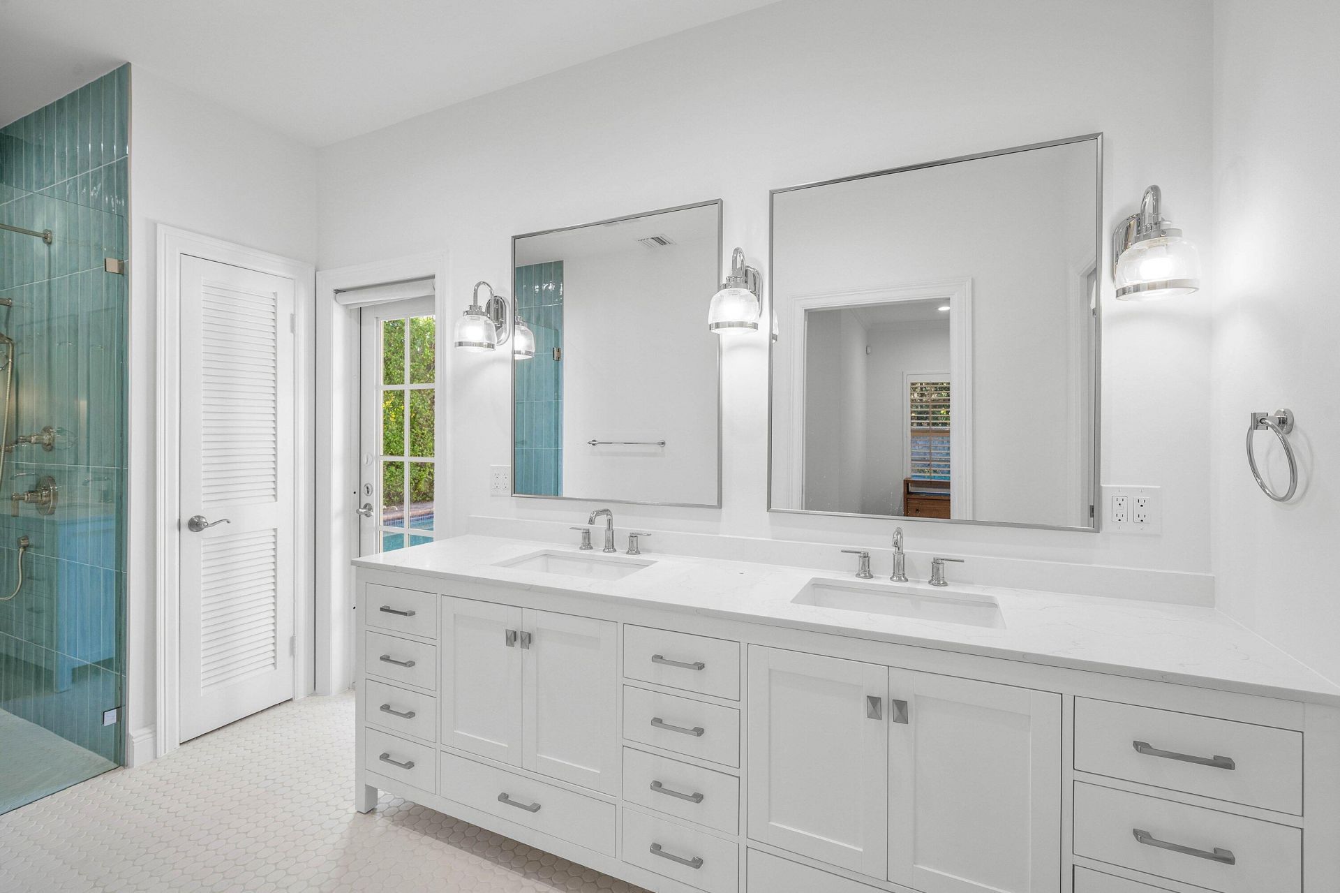 5555 N Ocean Boulevard, Ocean Ridge, FL 33435 Photo