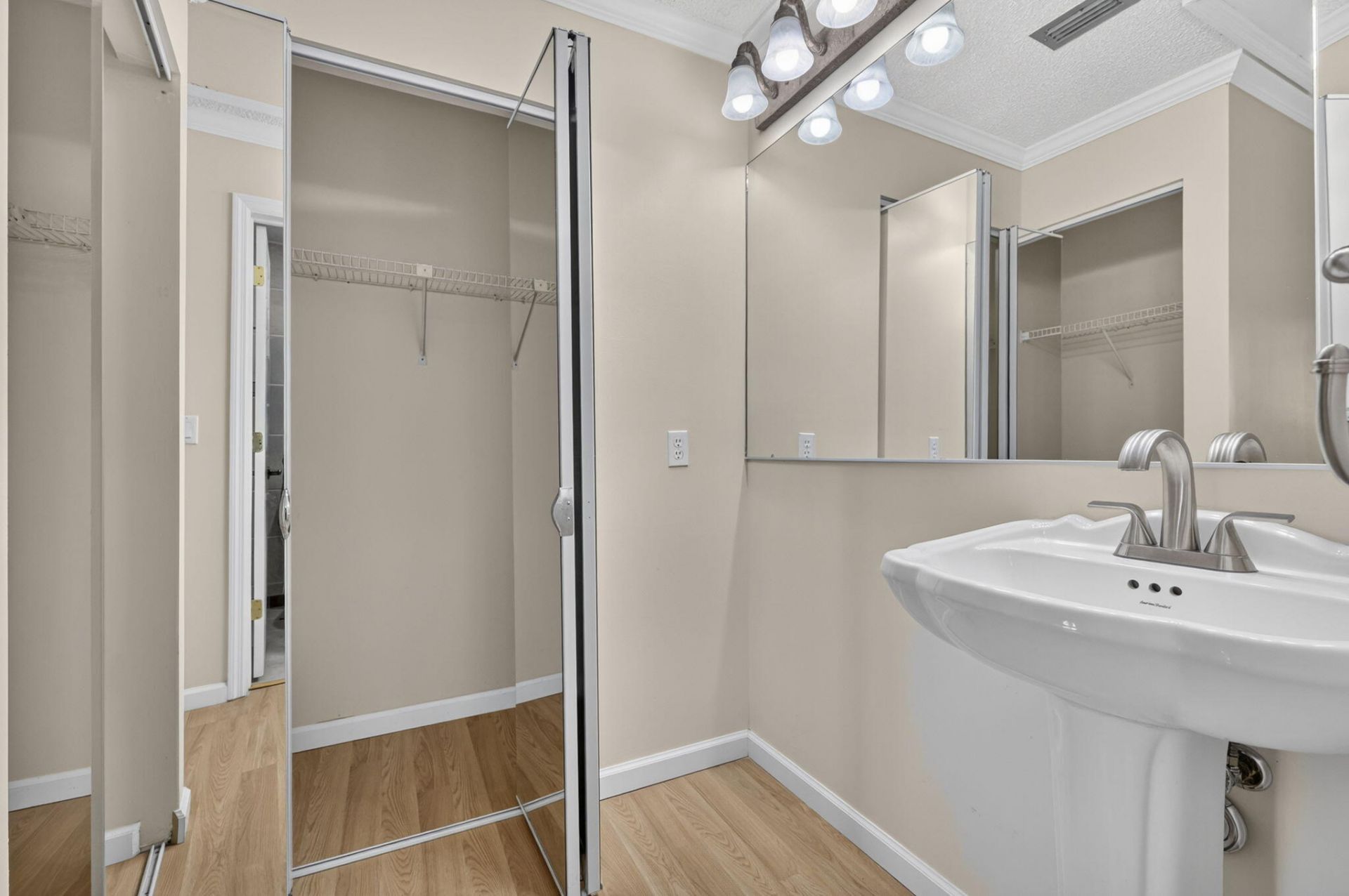 184 Mastic Tree Court, Royal Palm Beach, FL 33411 Photo