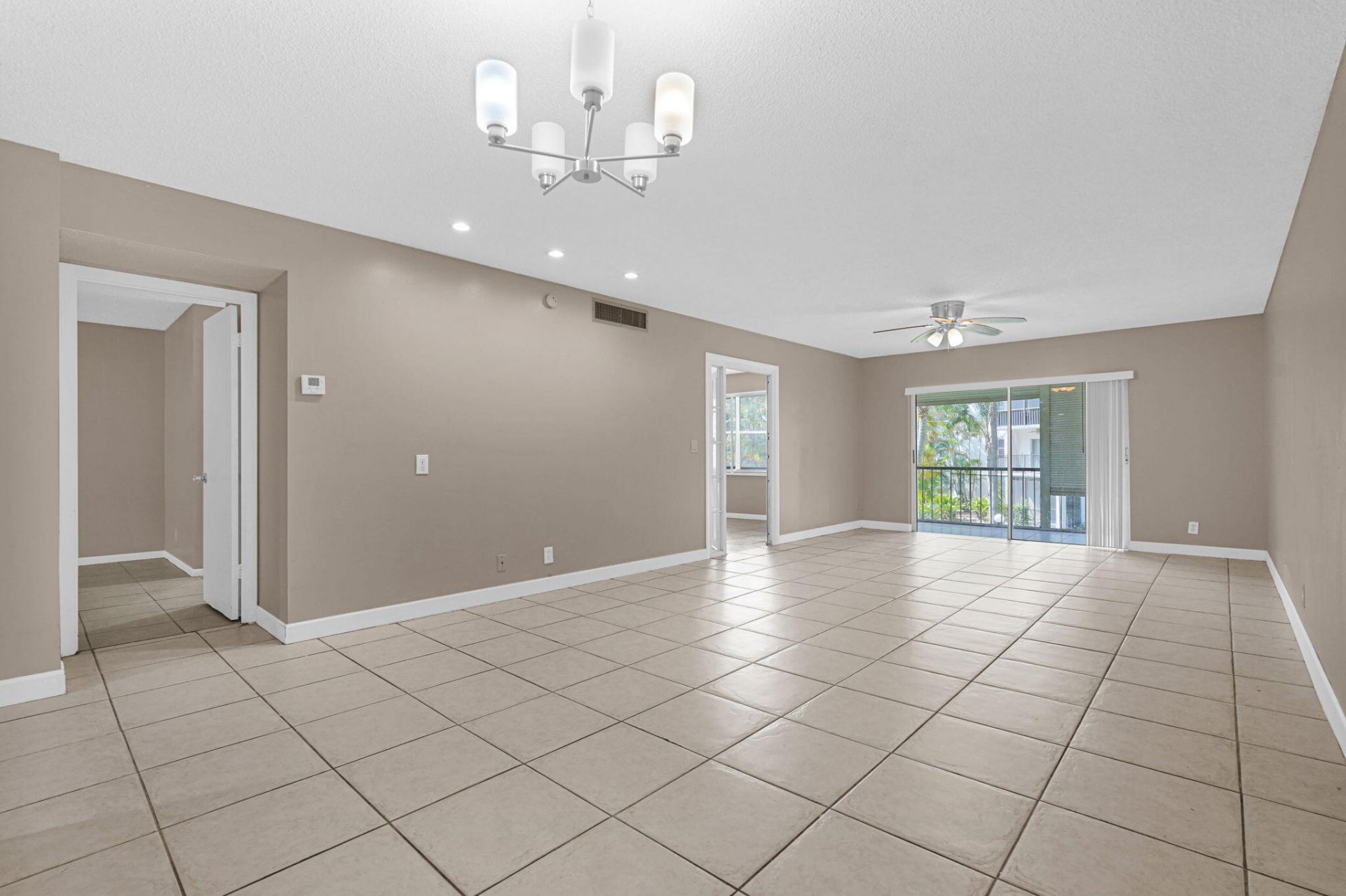 3360 Spanish Moss Terrace, Unit 211, Lauderhill, FL 33319 Photo