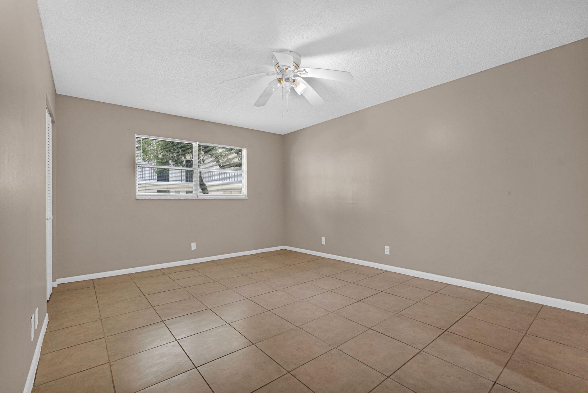 3360 Spanish Moss Terrace, Unit 211, Lauderhill, FL 33319 Photo
