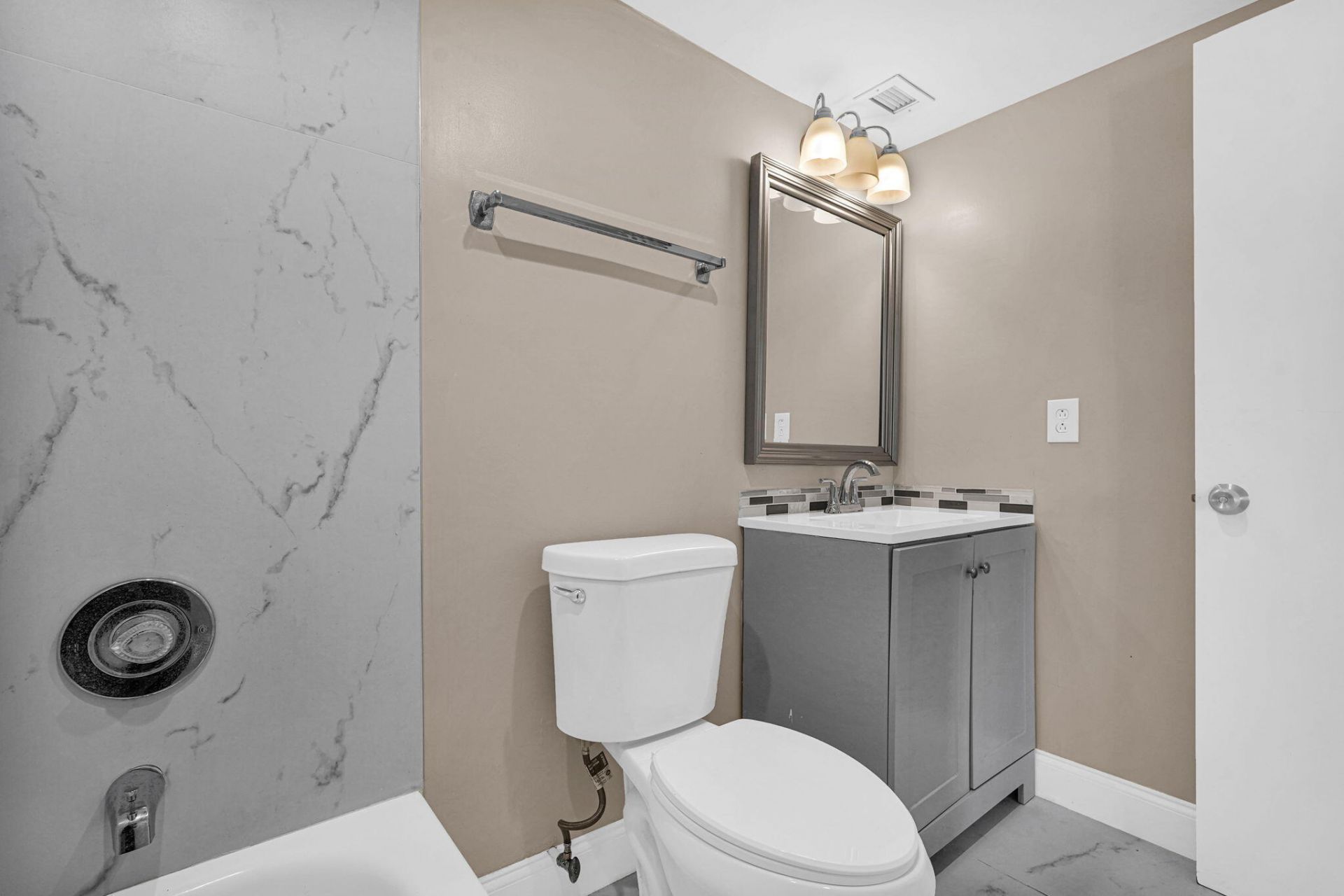3360 Spanish Moss Terrace, Unit 211, Lauderhill, FL 33319 Photo