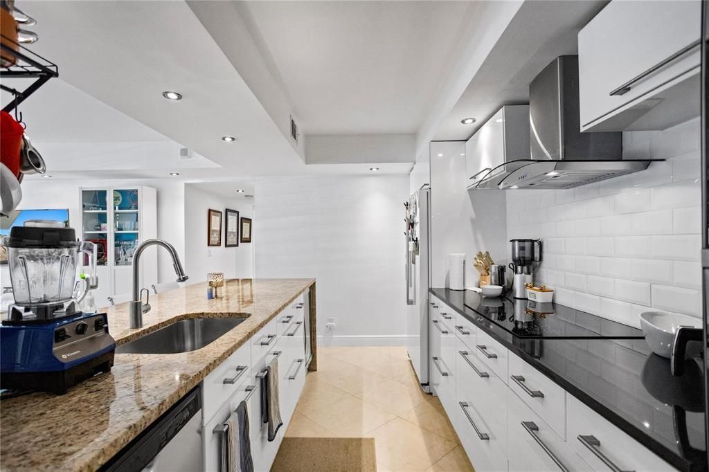 2900 NE 30th Street, Unit G1, Fort Lauderdale, FL 33306 Photo