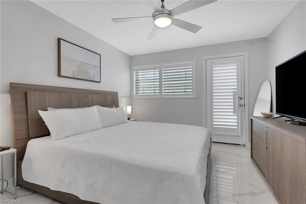 175 5th Ave S, Unit 4, Naples, FL 34102 Photo