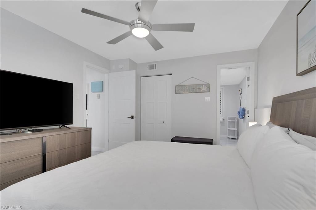 175 5th Ave S, Unit 4, Naples, FL 34102 Photo