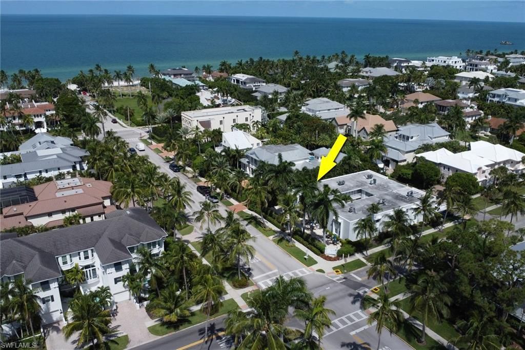 175 5th Ave S, Unit 4, Naples, FL 34102 Photo