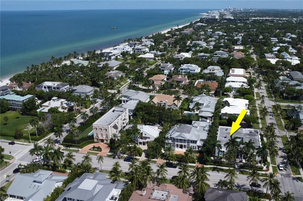 175 5th Ave S, Unit 4, Naples, FL 34102 Photo