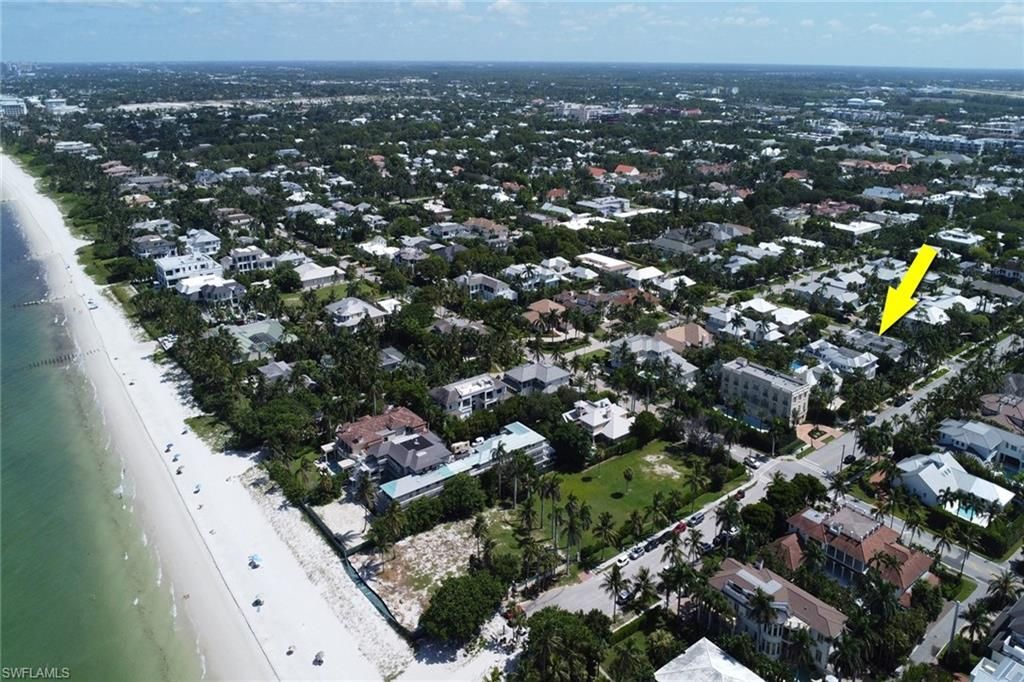 175 5th Ave S, Unit 4, Naples, FL 34102 Photo
