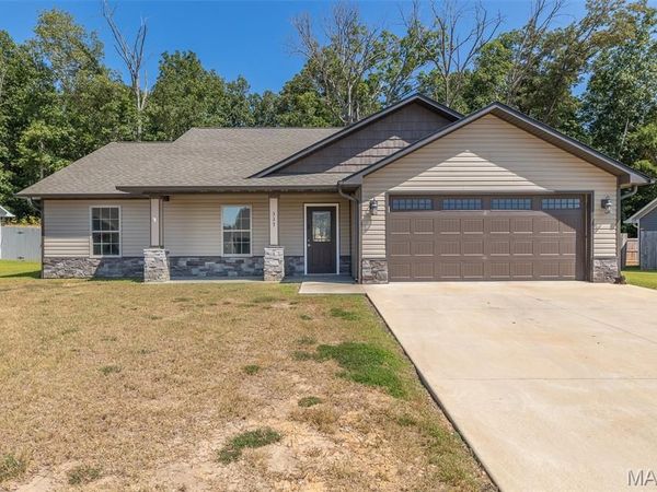 337 Apple Park Way , Poplar Bluff, MO 63901