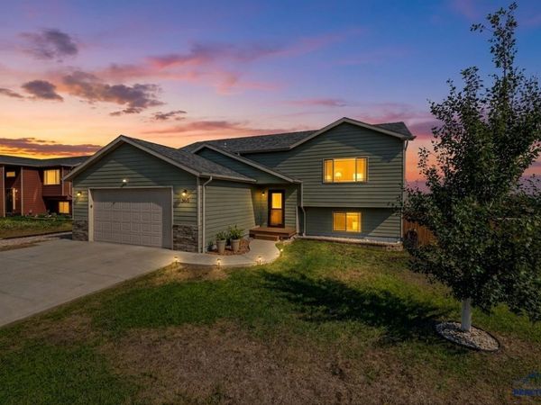 360 EDELWEISS LN, Box Elder, SD 57719