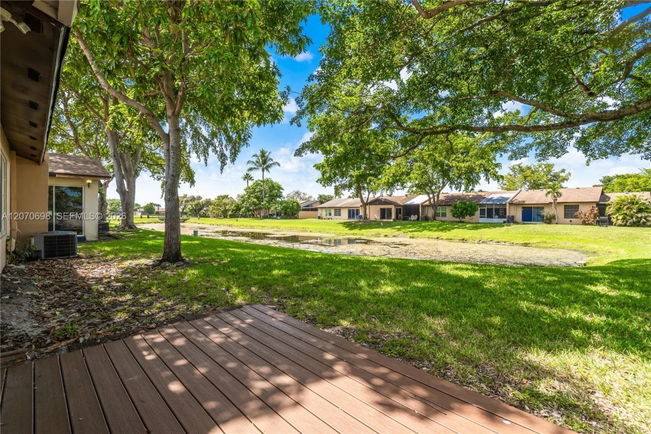 9291 E Elm Ln , Miramar, FL 33025 Photo