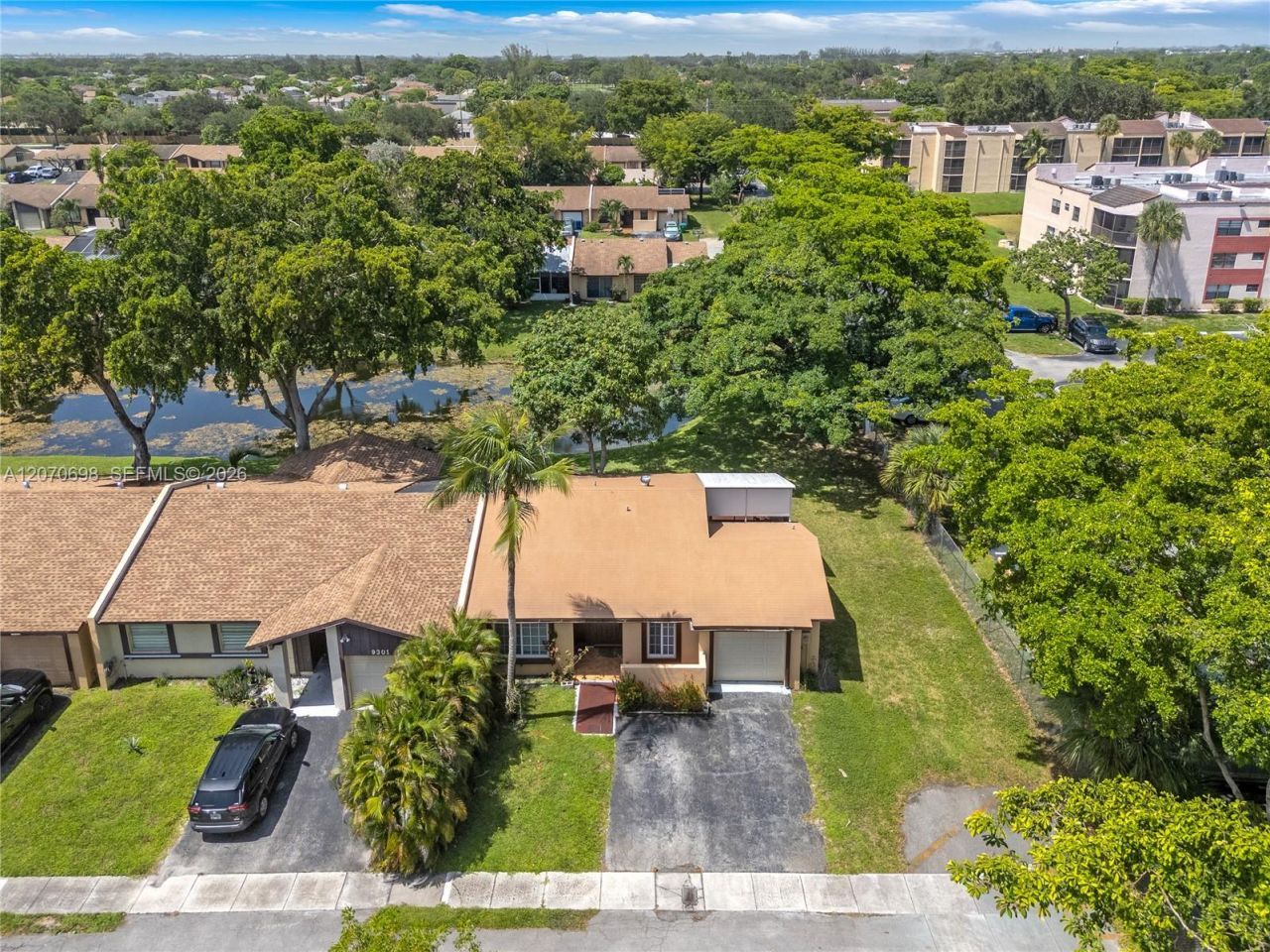 9291 E Elm Ln , Miramar, FL 33025 Photo