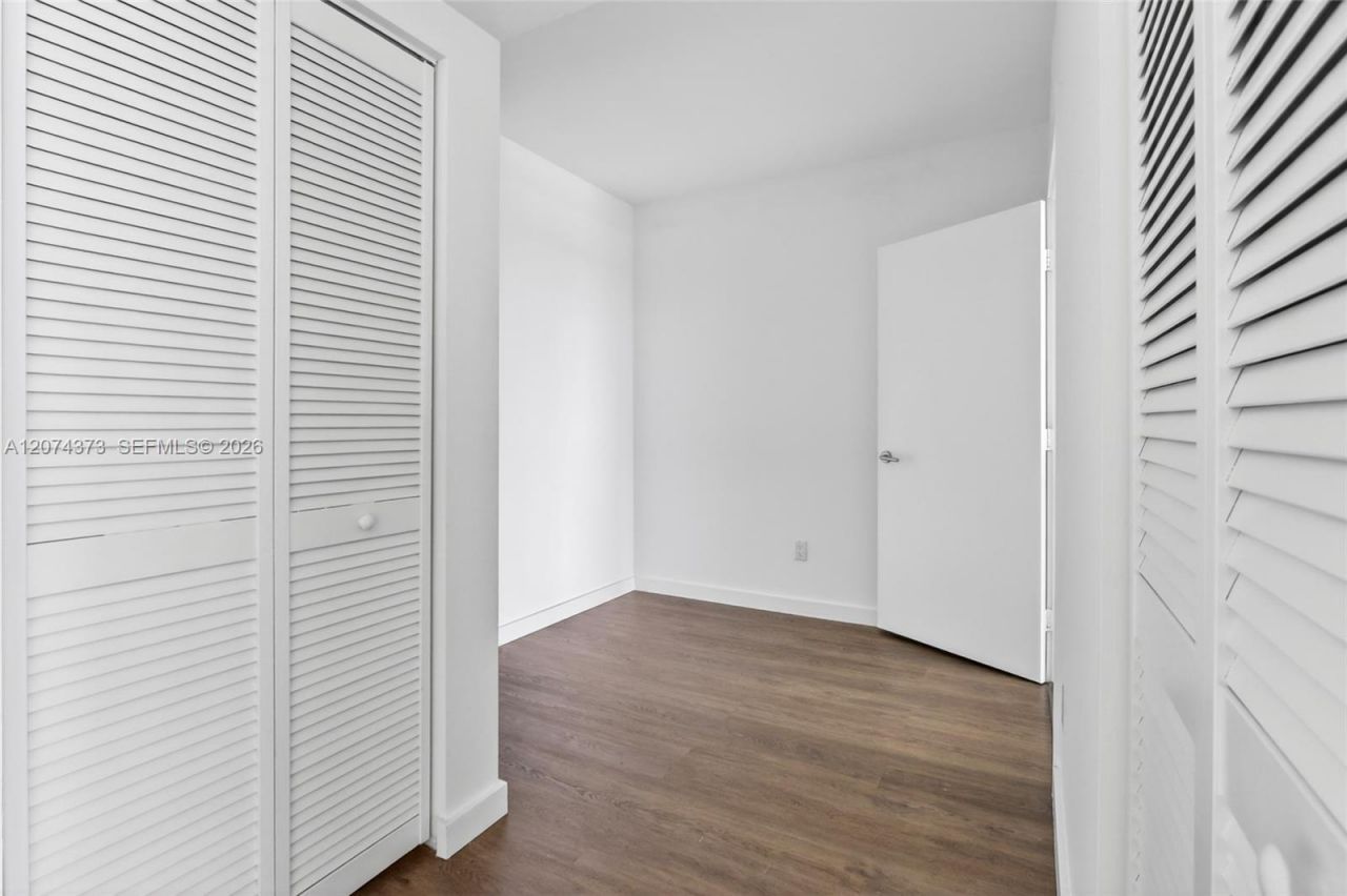 4250 Biscayne Blvd , Unit 808, Miami, FL 33137 Photo