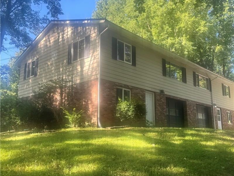 2850 Long Road, Akron, OH 44312 Photo 1