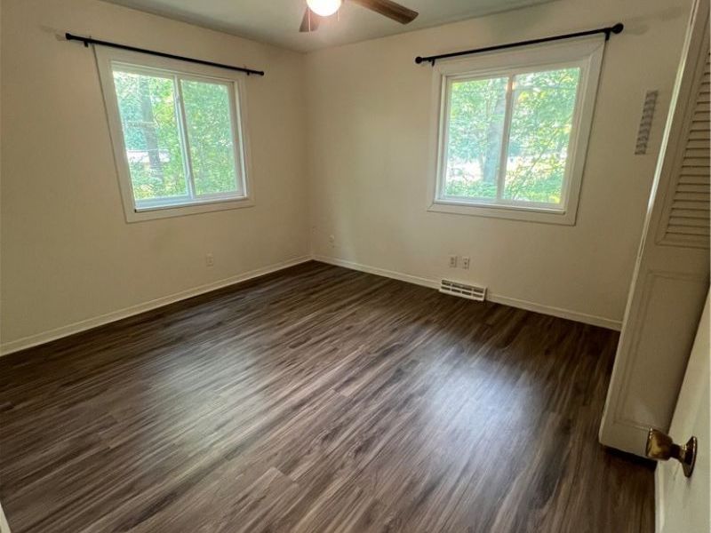 2850 Long Road, Akron, OH 44312 Photo 5
