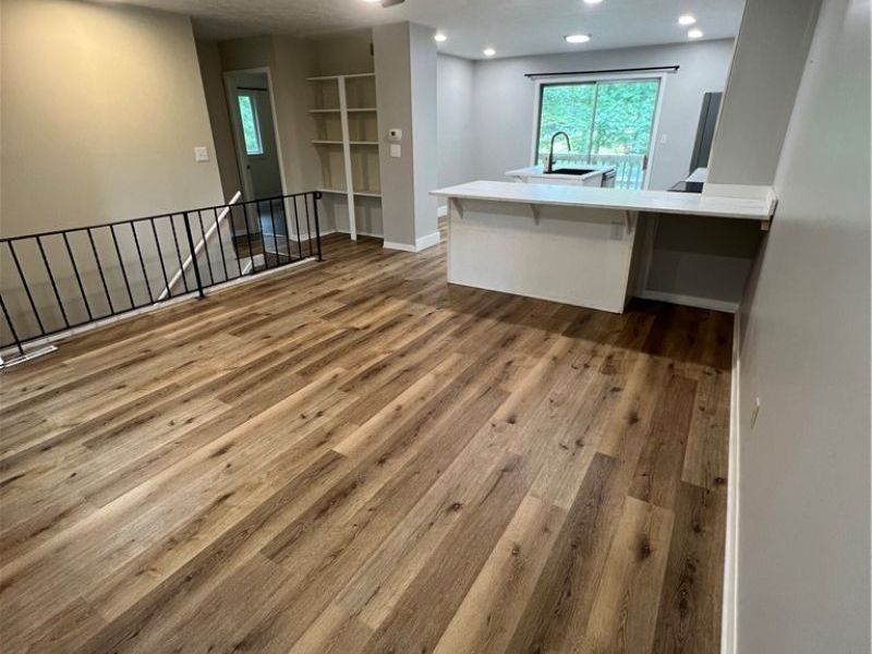 2850 Long Road, Akron, OH 44312 Photo 8
