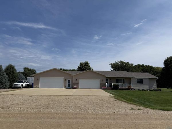 1819 De Paul Ave., Vermillion, SD 57069