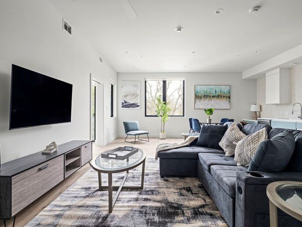 5515 Humming Bird LN, Unit 306, Austin, TX 78745