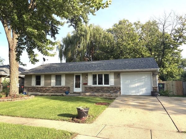 415 Krause Avenue, Streamwood, IL 60107