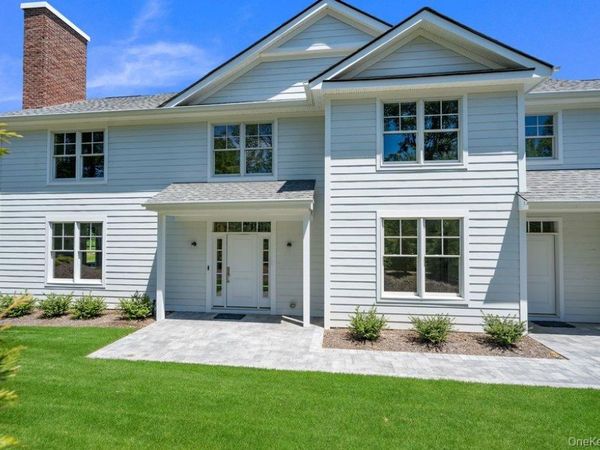 44 Plainview Road , Woodbury, NY 11797