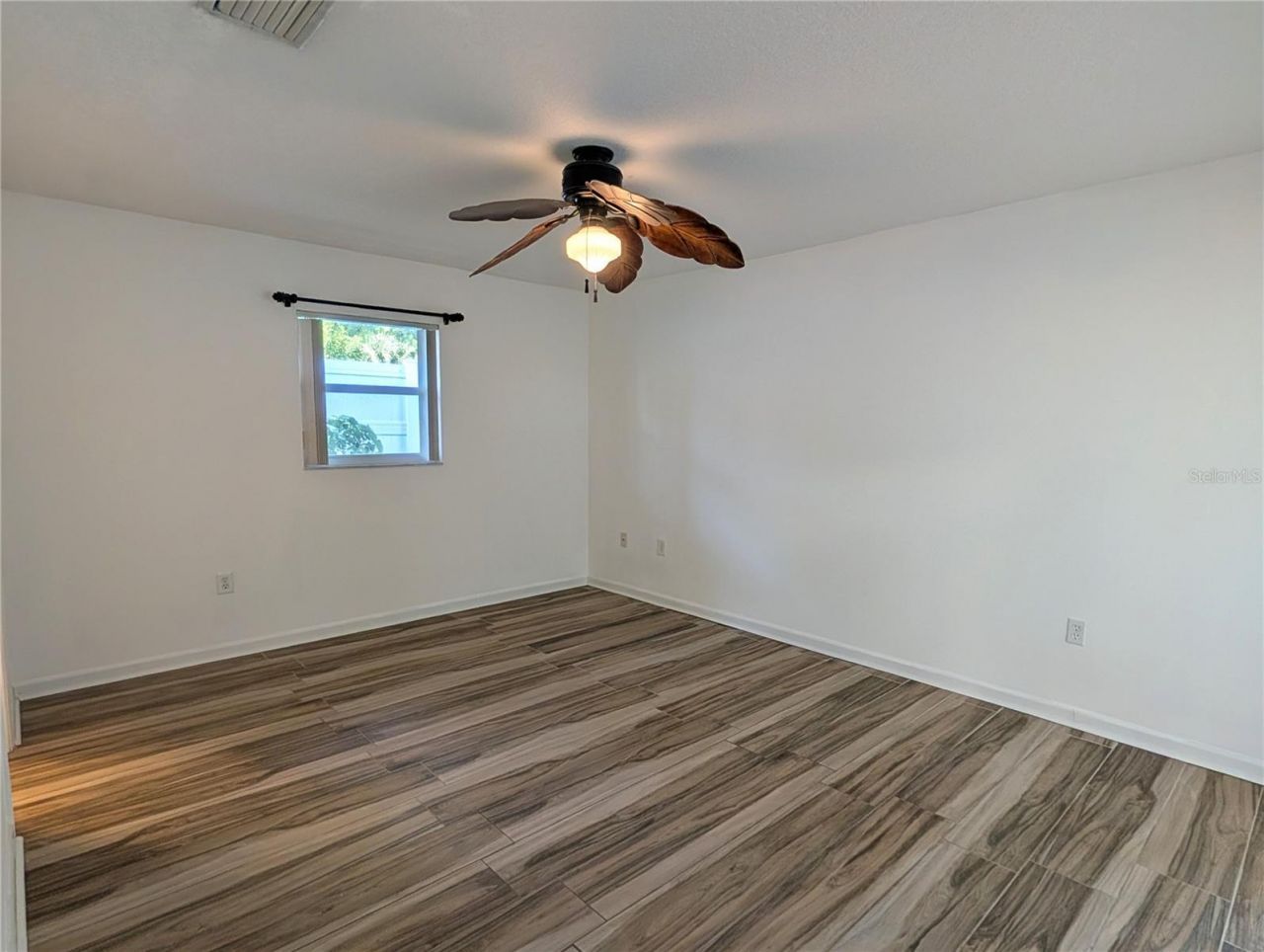 4557 Worcester Road, Sarasota, FL 34231 Photo