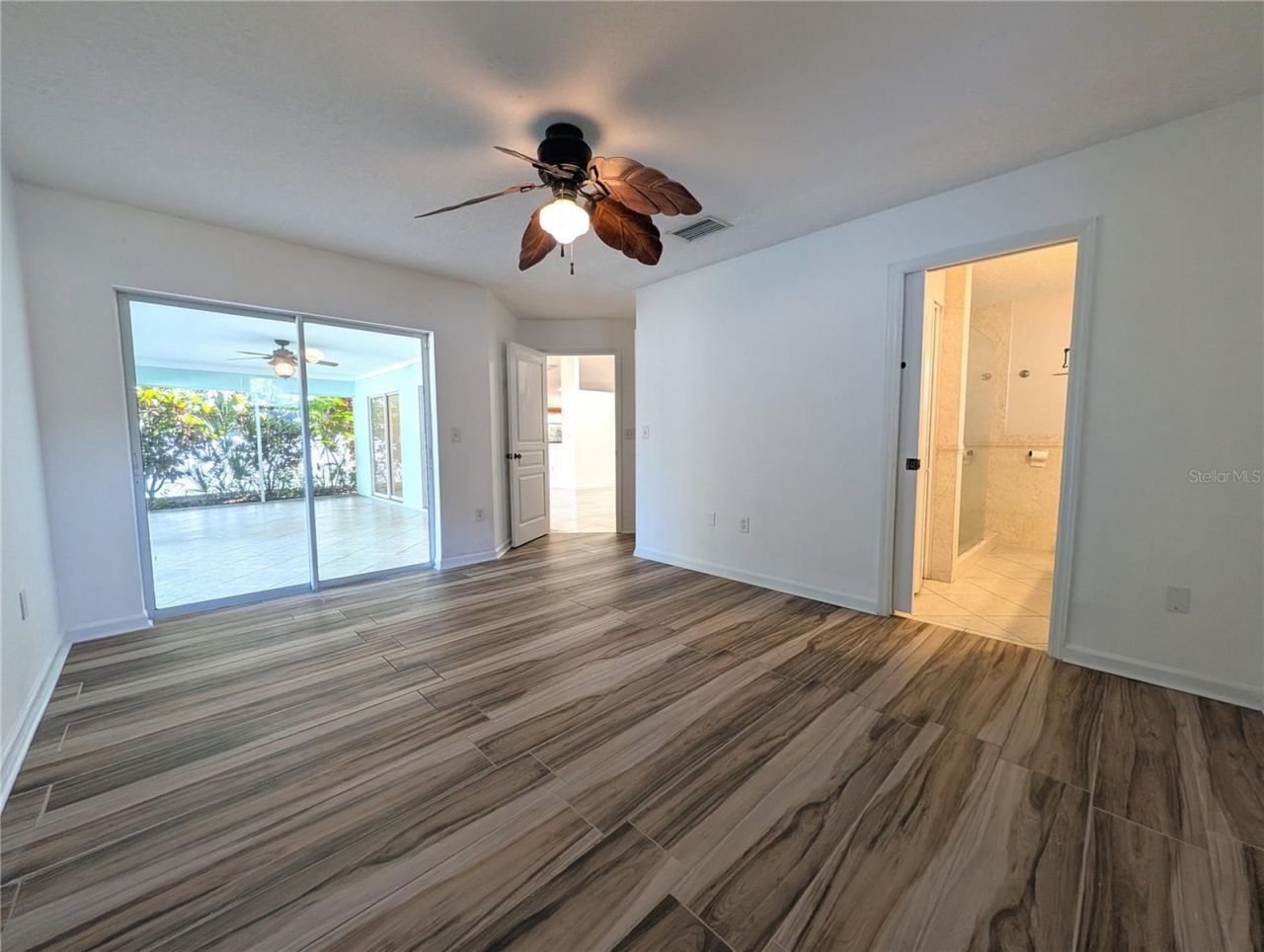 4557 Worcester Road, Sarasota, FL 34231 Photo