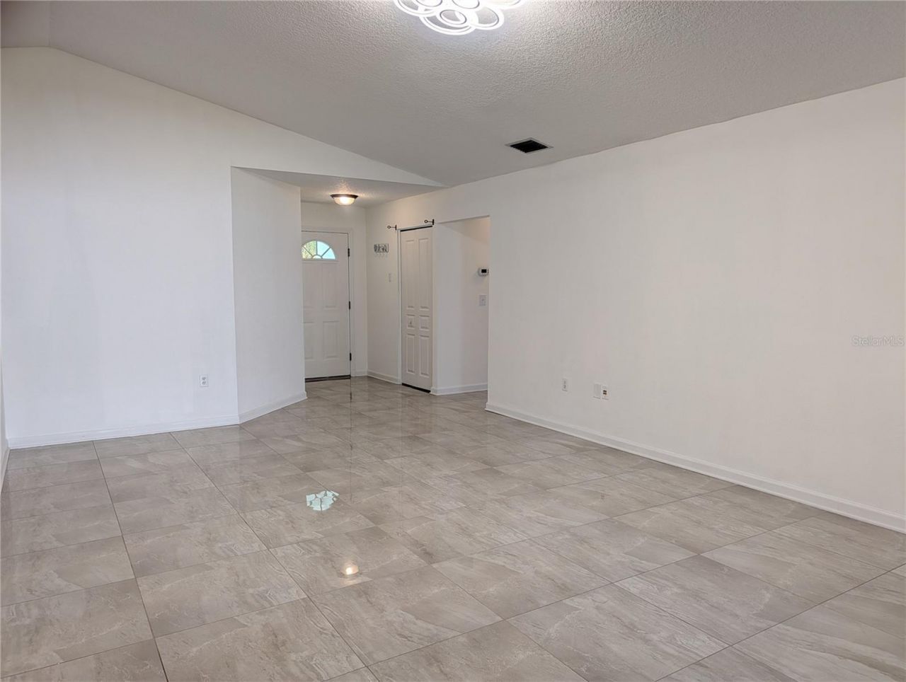 4557 Worcester Road, Sarasota, FL 34231 Photo