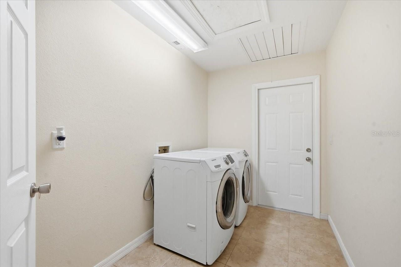 14105 Knottingsley Place , Tampa, FL 33624 Photo