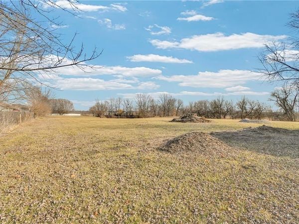 S State Route K Highway, East Lynne, MO 64743