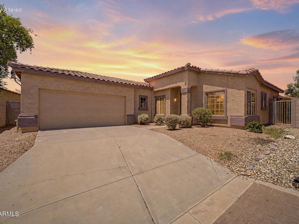 2606 E LA COSTA Drive, Chandler, AZ 85249