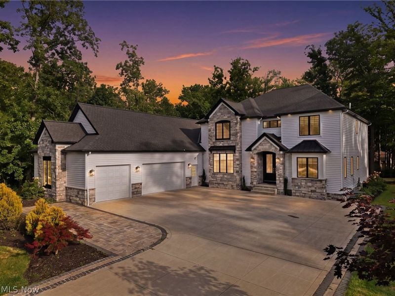 26650 Hurlingham Road, Beachwood, OH 44122 Photo 2