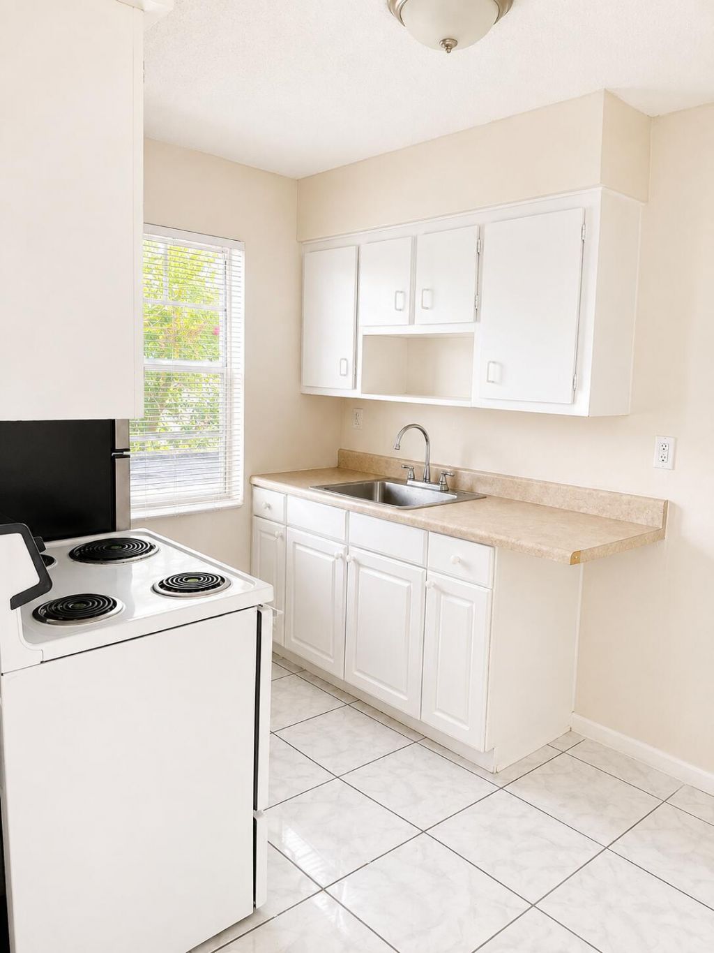 650 SW 15th Avenue, Unit 1-10, Fort Lauderdale, FL 33312 Photo