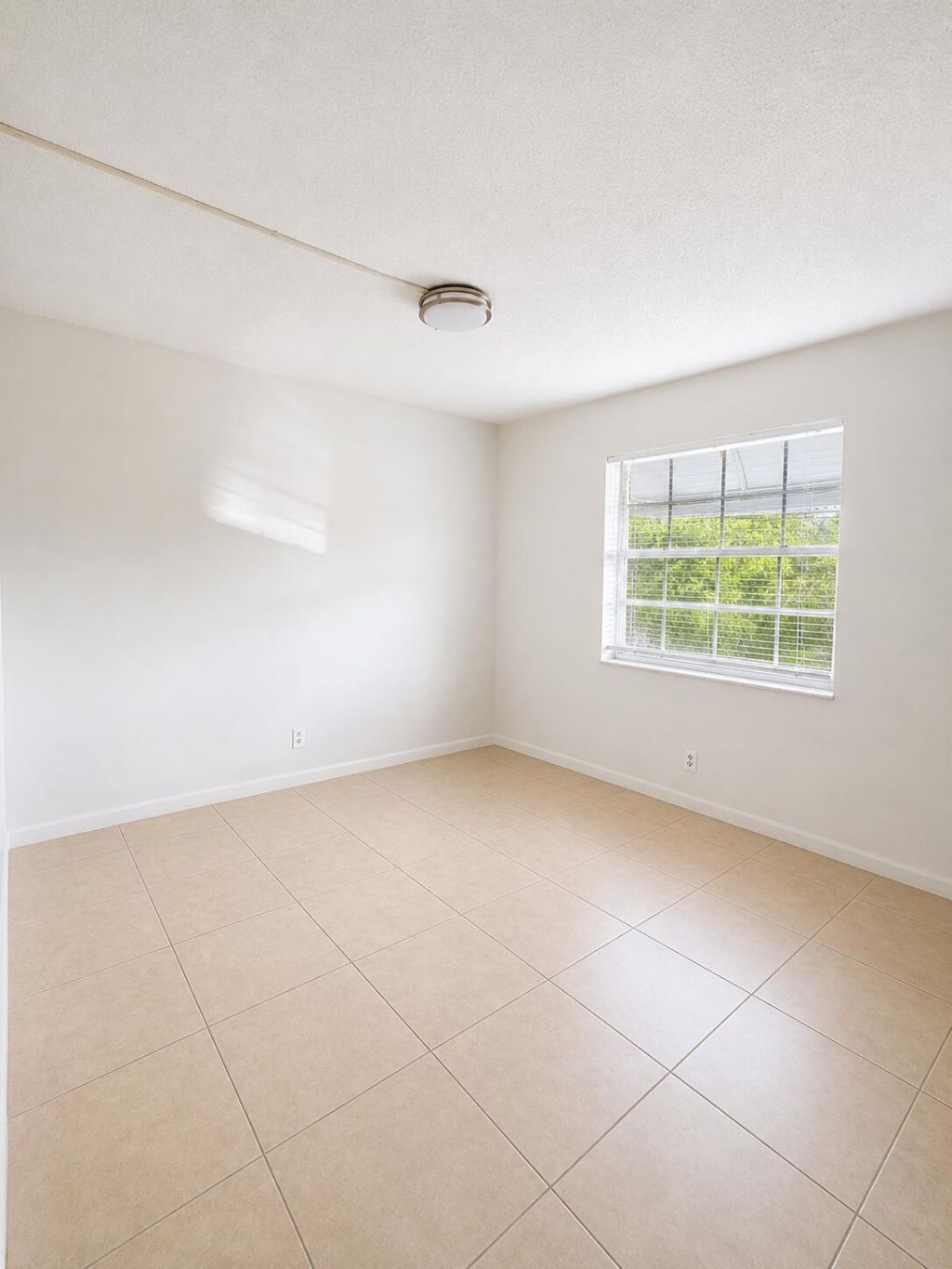 650 SW 15th Avenue, Unit 1-10, Fort Lauderdale, FL 33312 Photo