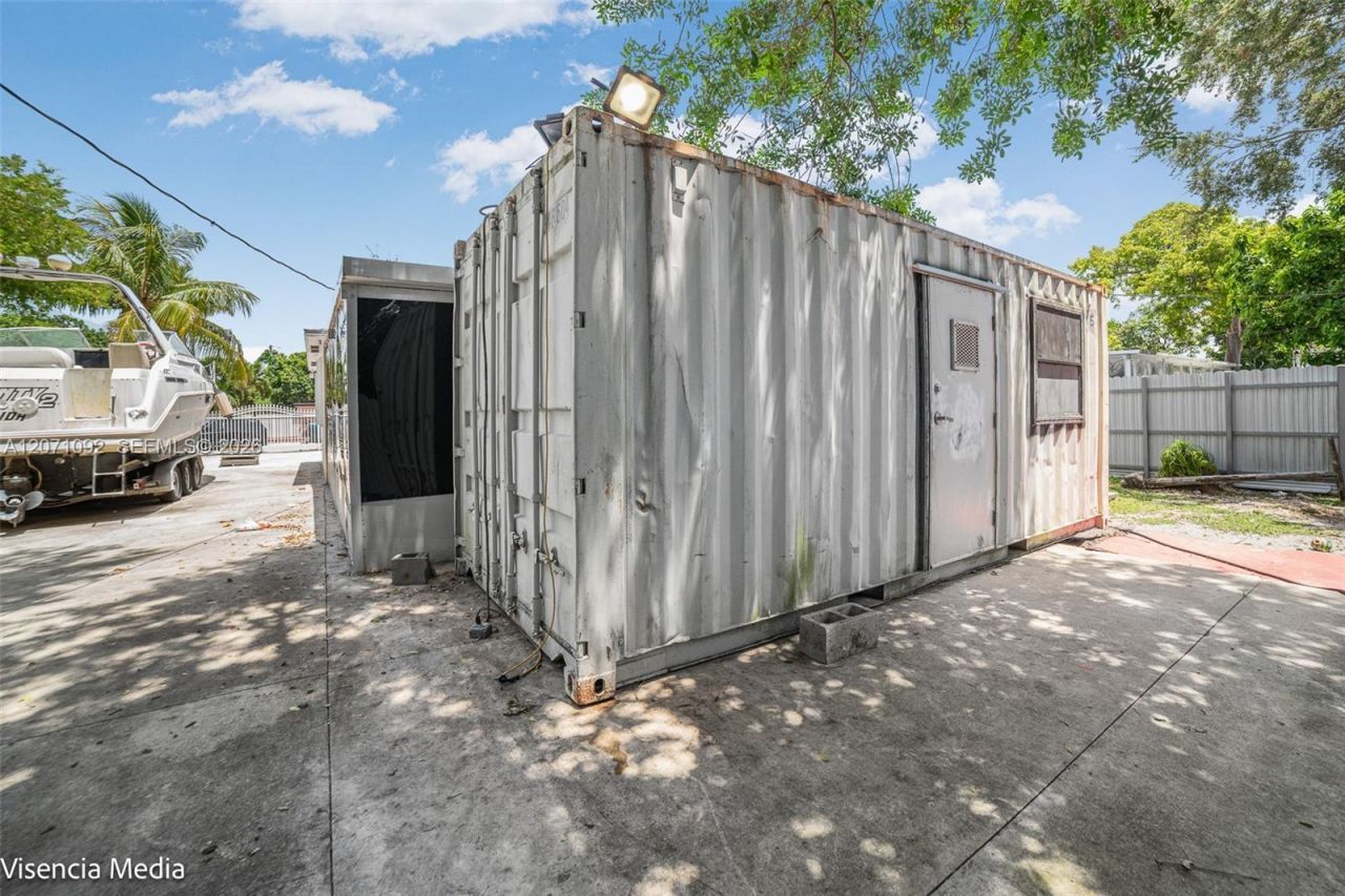 1442 NW 113th Ter , Miami, FL 33167 Photo