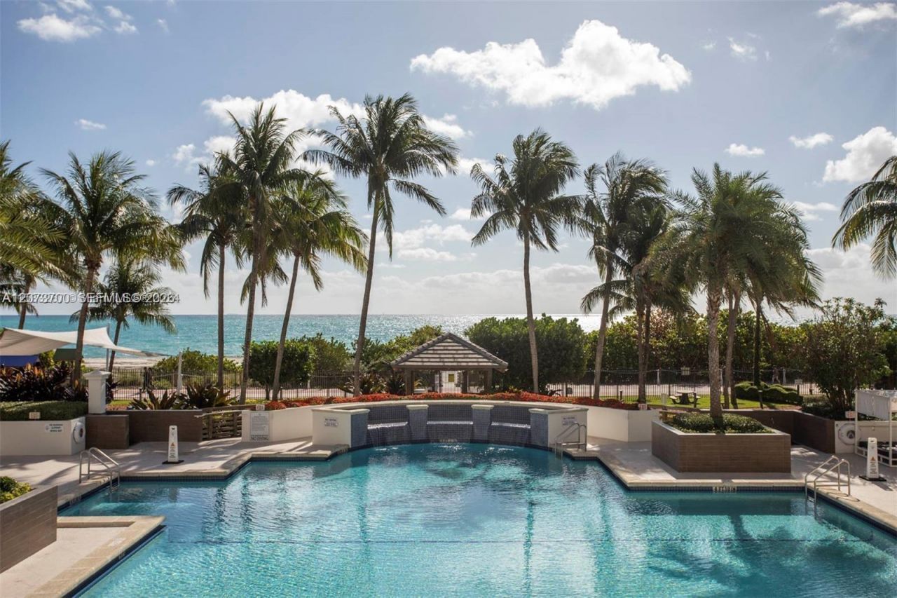 4779 Collins Ave , Unit 1005, Miami Beach, FL 33140 Photo