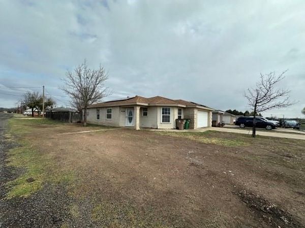 2930 Waco Street , San Angelo, TX 76901