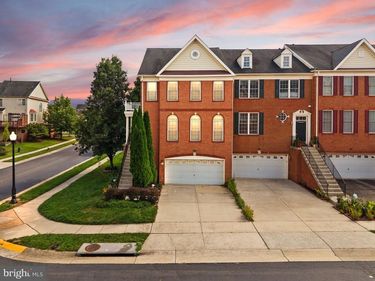 42919 OVERLY, CHANTILLY, VA 20152