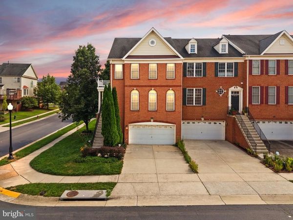 42919 OVERLY, CHANTILLY, VA 20152