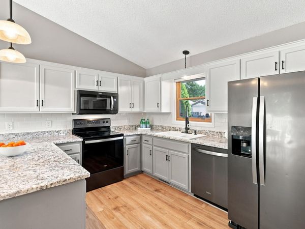 15485 Darjeeling Path, Rosemount, MN 55068
