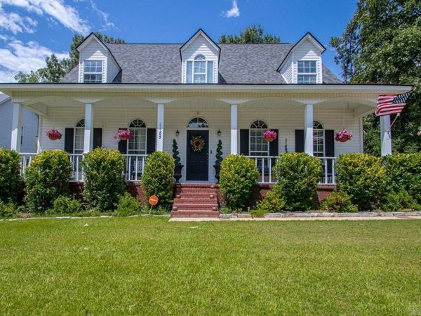 1185 Cambridge Circle, Benton, AR 72019