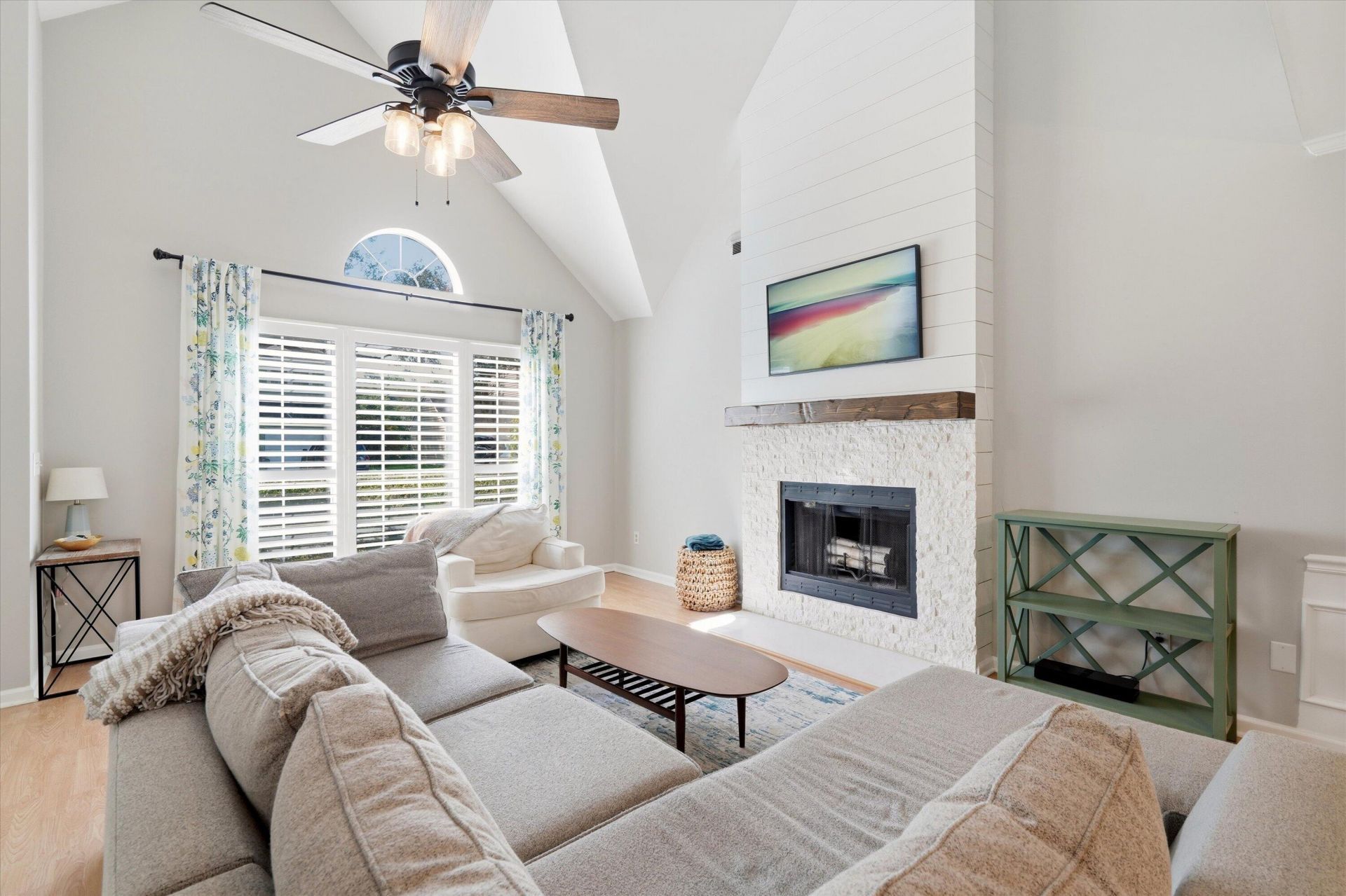1323 Center Lake Drive Photo 5