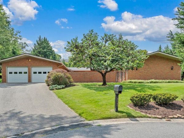 3547 Heritage CIR SW, Roanoke, VA 24015
